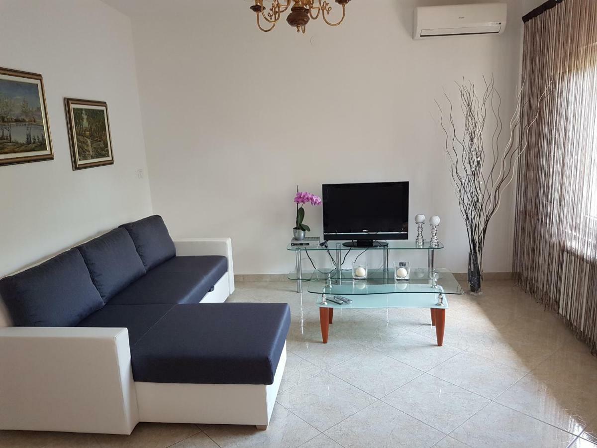 Alda Apartamento Pula Exterior foto